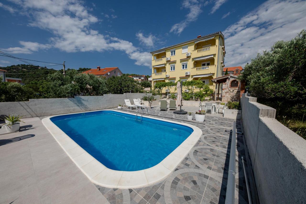 Casa Surya - Apartments With Sea View And Swimming Pool Barbat na Rabu Exteriér fotografie