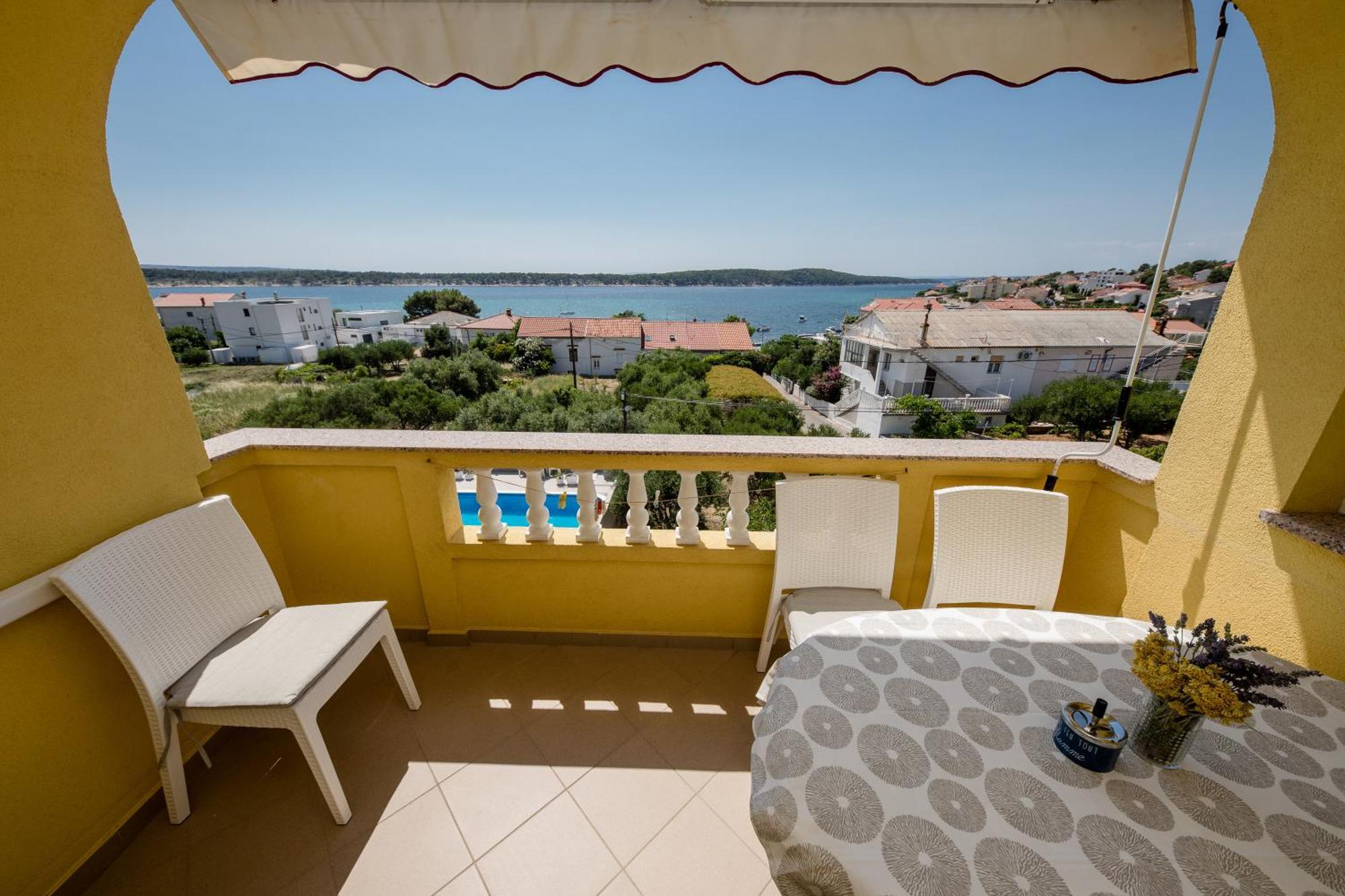Casa Surya - Apartments With Sea View And Swimming Pool Barbat na Rabu Exteriér fotografie